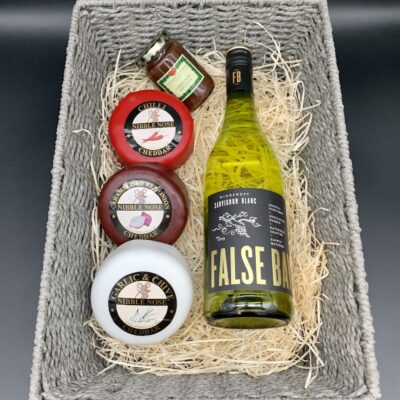 Cheese & Wine Hamper (D)